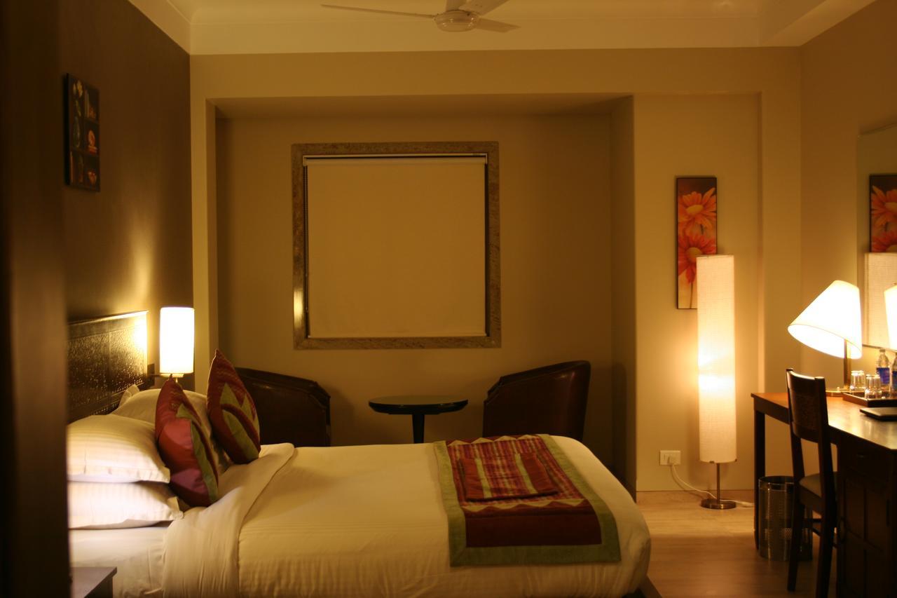 Juhu Residency Boutique Hotel Mumbai Exterior photo