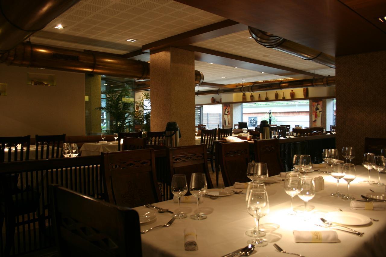 Juhu Residency Boutique Hotel Mumbai Exterior photo